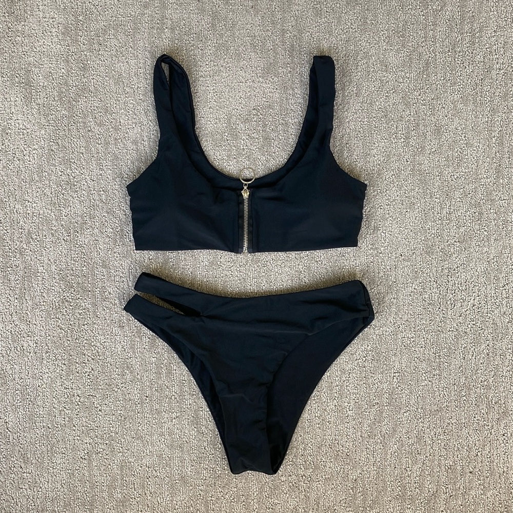 Zaful Black Zipper Front Top Left Side Slit Bottoms Bikini Bathing Swimming Suit